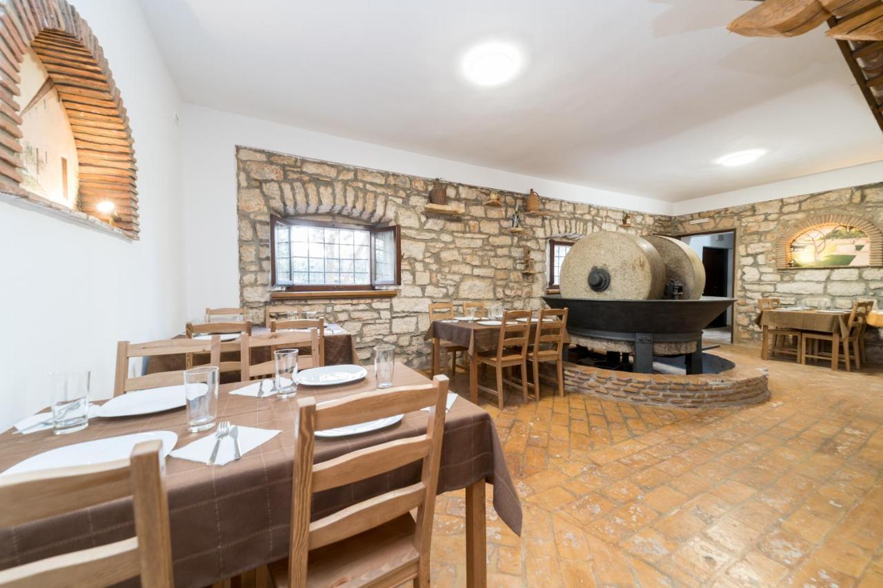 Bb Olive Bed and Breakfast Seget  Esterno foto